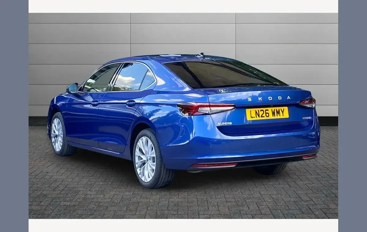New Skoda Superb SE L 150 HP (110 kW) 2026 Blue Hatchback