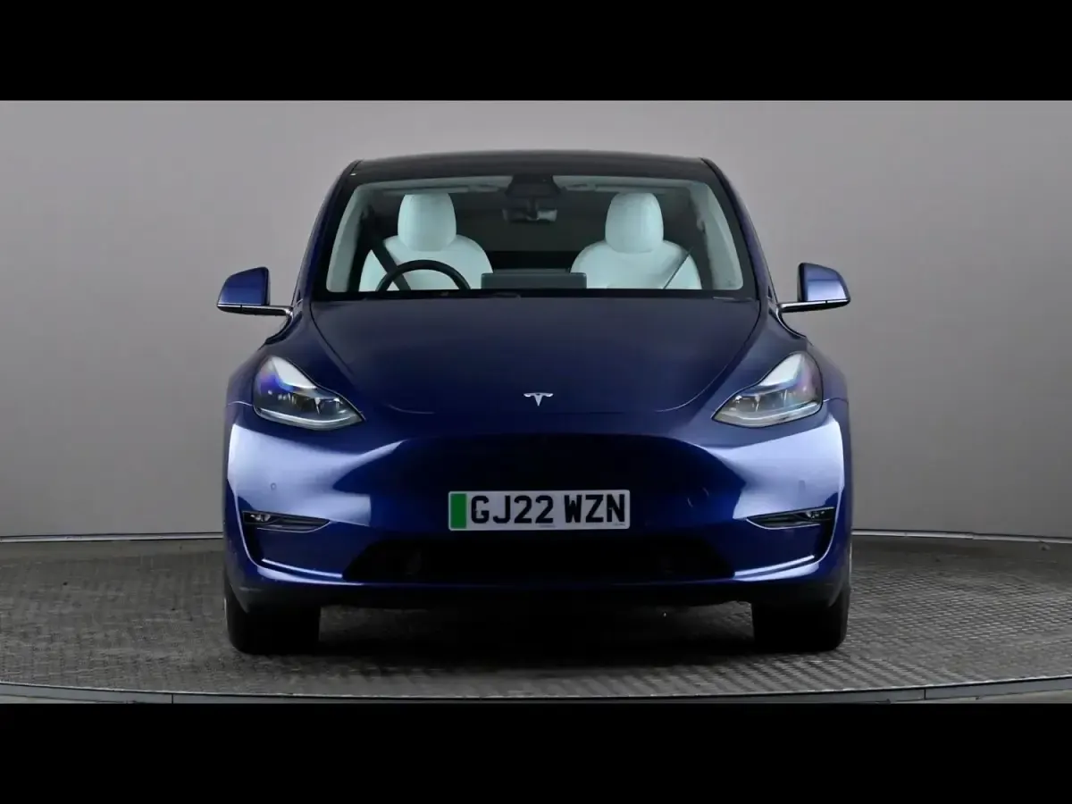 Used Tesla Model Y Long Range AWD 378 kW (514 HP) 2022 Blue SUV