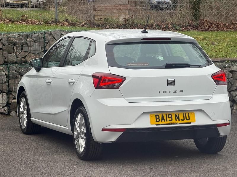 Used Seat Ibiza SE Technology 80 HP (58 kW) 2019 Solid white Hatchback