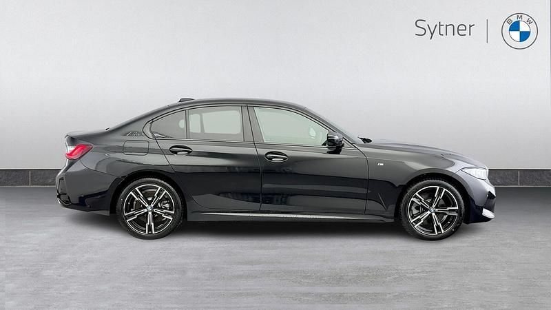 Begagnad BMW 330e M Sport 288 HK (211 kW) 2025 Svart