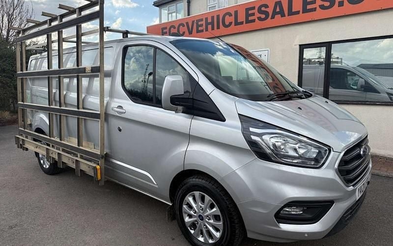 Begagnad Ford Transit Custom Limited 131 HK (96 kW) 2023 Van