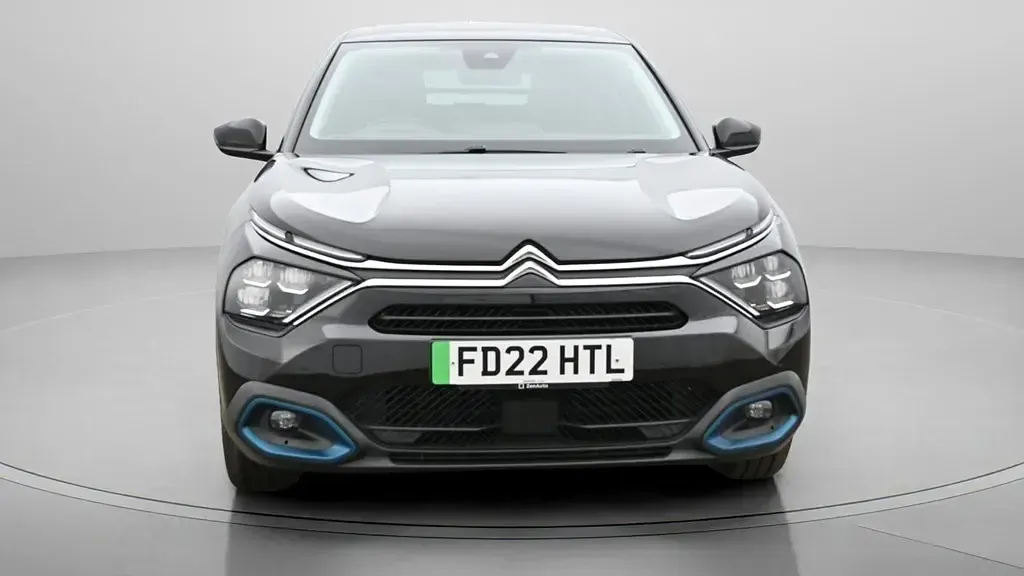 Usado Citroën e-C4 Shine 100 kW (136 HP) 2022 Citadino