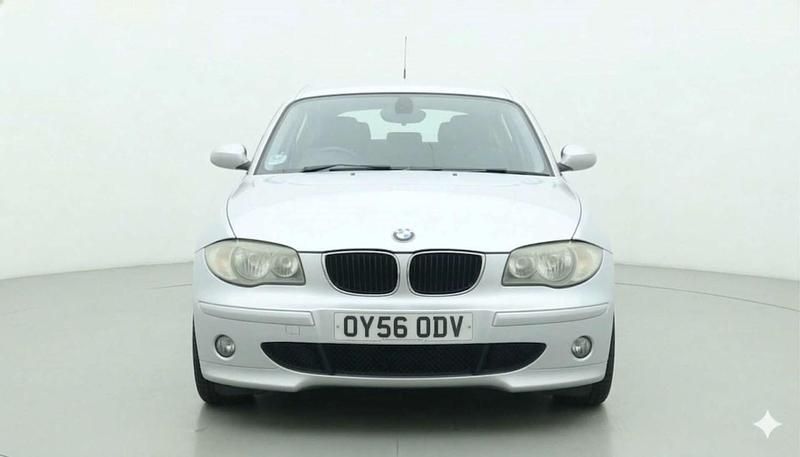Used BMW 118 Sport Line 129 HP (94 kW) 2006 Silver Hatchback