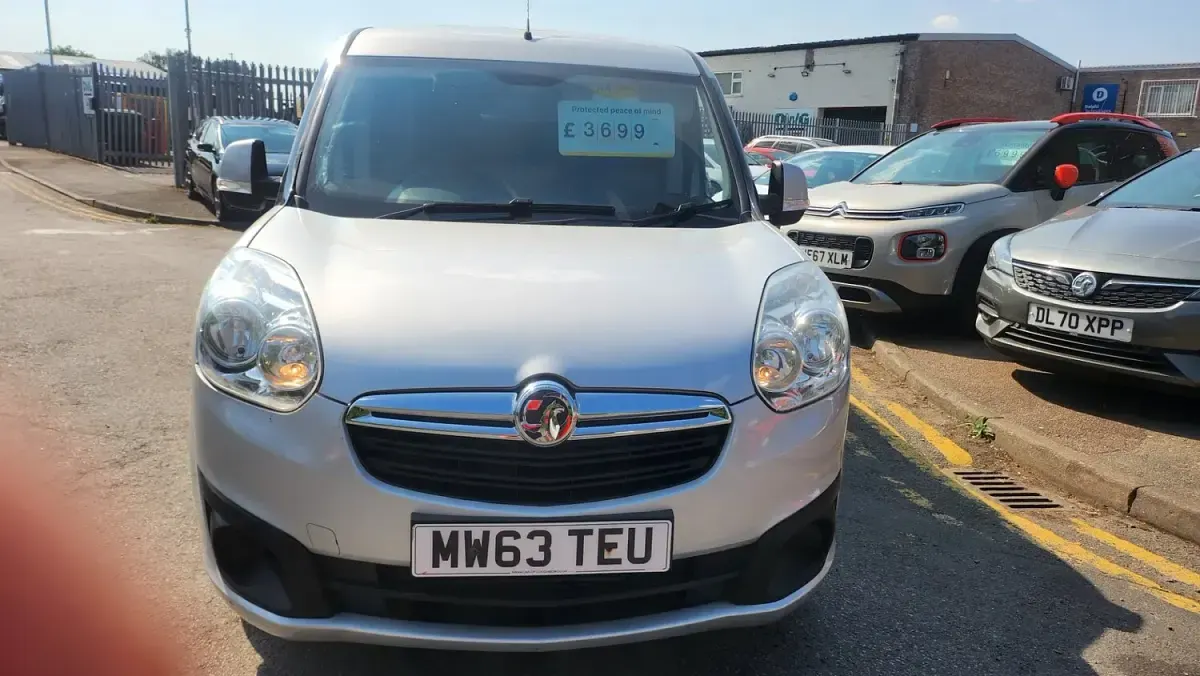 Used Vauxhall Combo Sportive 2014 Silver MPV