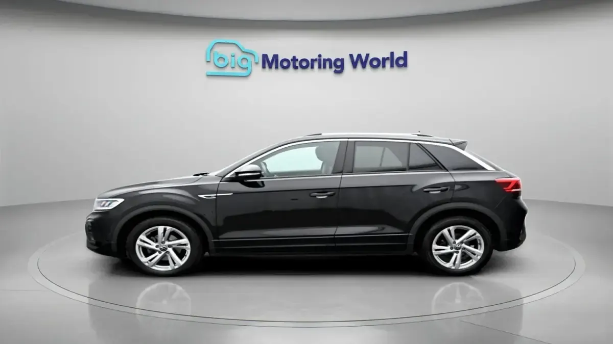 Usado VW T-Roc R-line 148 HP (108 kW) 2023 Preto SUV