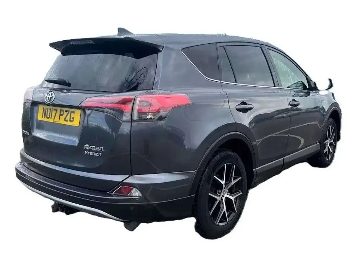 Used Toyota RAV4 197 HP (144 kW) 2017 Grey SUV