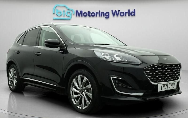 Used 2023 Ford Kuga Vignale SUV | £18,900 (Good price) - Image 1/4
