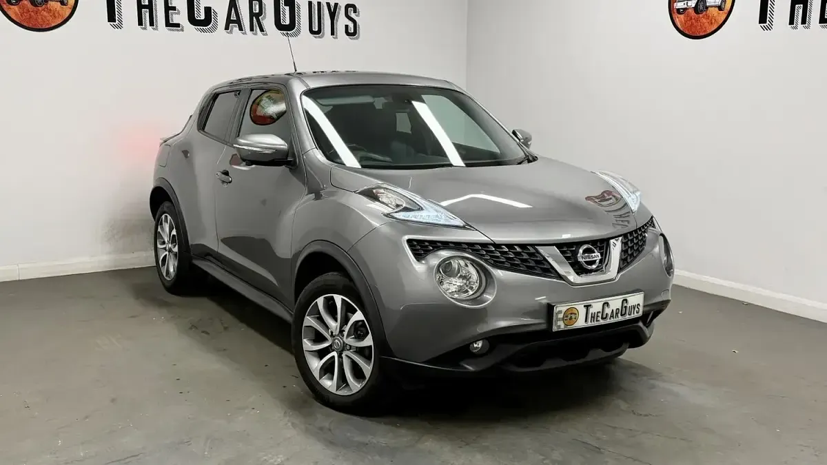 Used Nissan Juke Tekna 117 HP (86 kW) 2017 Grey SUV