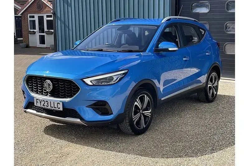 Usado MG ZS Excite 111 CV (81 kW) 2023 Azul SUV
