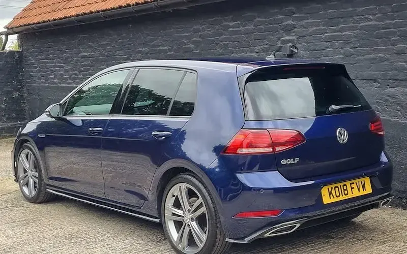 Used VW Golf VII R-line 150 HP (110 kW) 2019 Hatchback