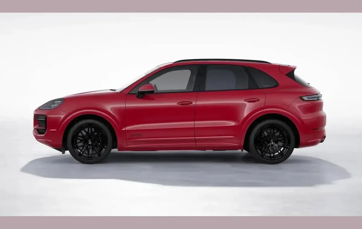 Used Porsche Cayenne GTS 493 HP (362 kW) 2024 Red SUV