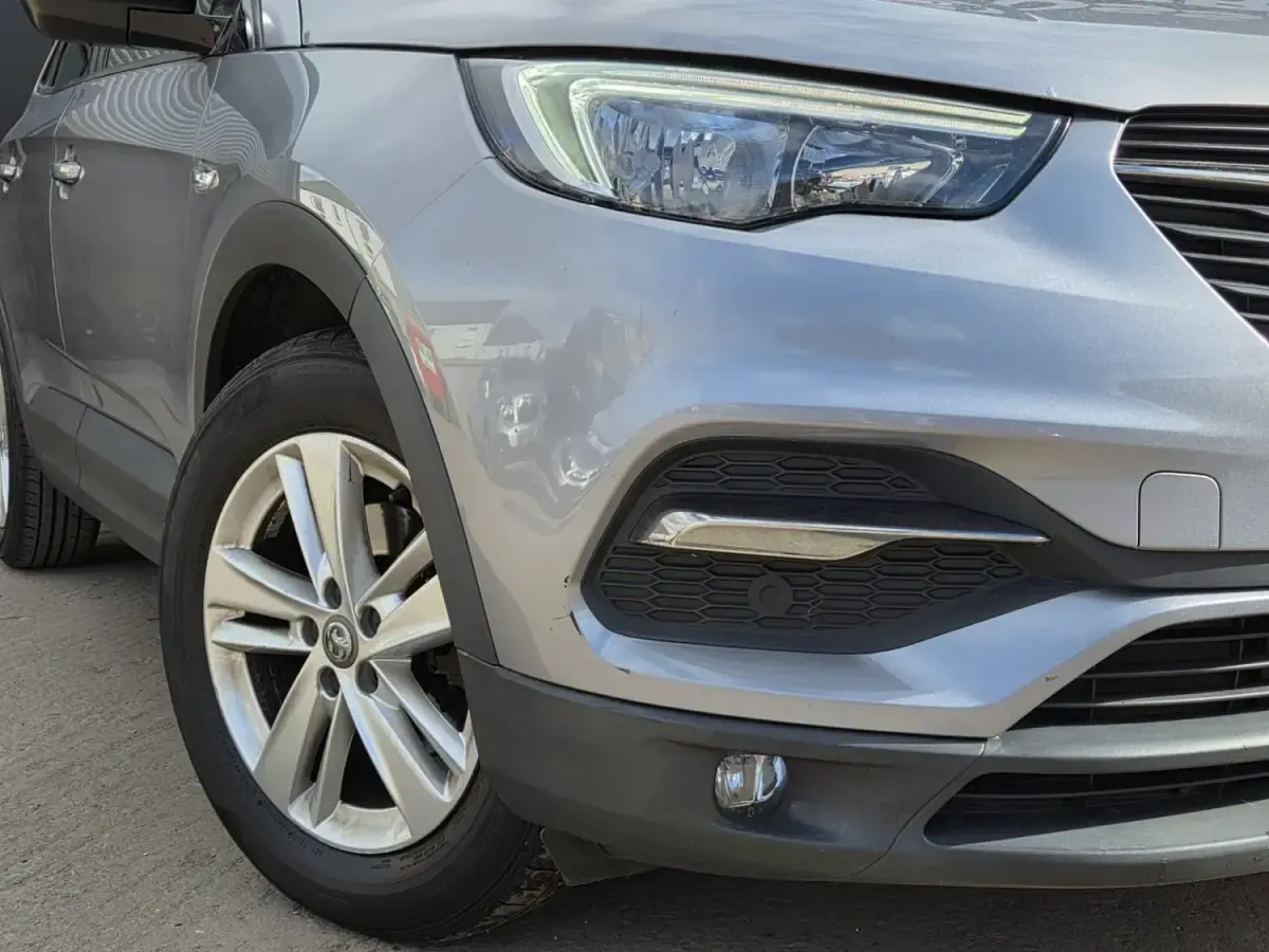 Second-hand Vauxhall Grandland X S 130 CP (95 kW) 2019 Gri SUV