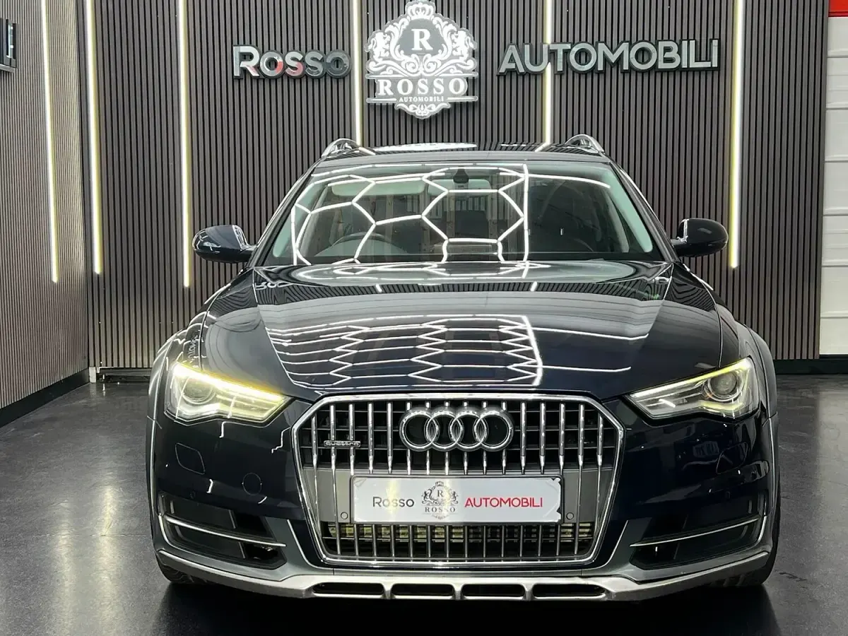 Used Audi A6 Allroad Design 2015 Blue Estate