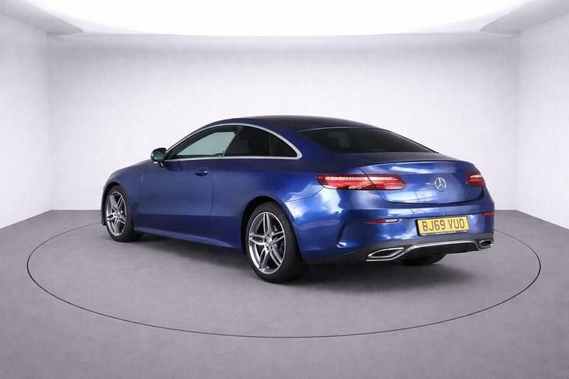 Used Mercedes E220 AMG line 194 HP (142 kW) 2019 Blue Coupe