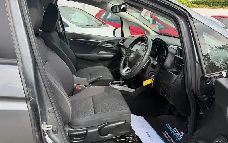 Used Honda Jazz SE 102 HP (75 kW) 2020 Hatchback