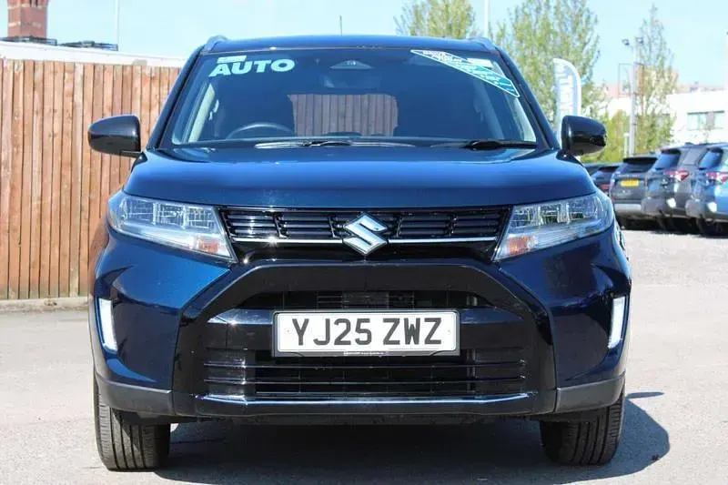 Second-hand Suzuki Vitara 116 CP (85 kW) 2025 Albastru SUV