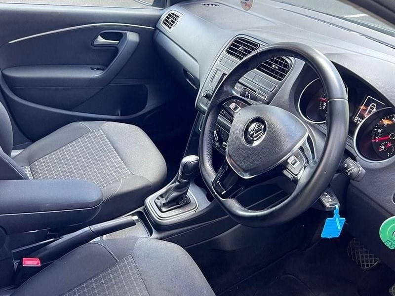 Usado VW Polo SEL 110 HP (80 kW) 2015 Cinzento Citadino