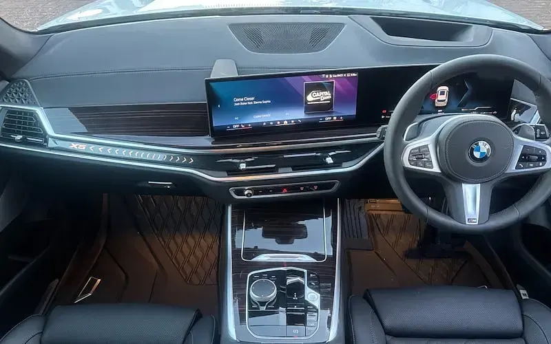 Usado BMW X5 M Sport 490 CV (360 kW) 2025 Blanco SUV