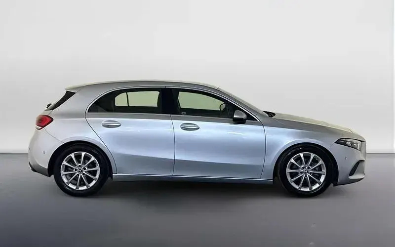 Used Mercedes A180 Executive 116 HP (85 kW) 2020 Silver Hatchback