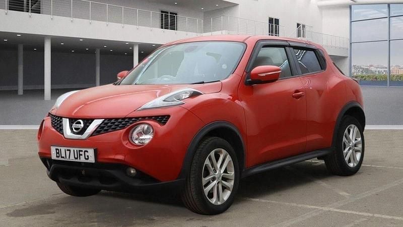 Used Nissan Juke N-Connecta 115 HP (84 kW) 2017 Red SUV