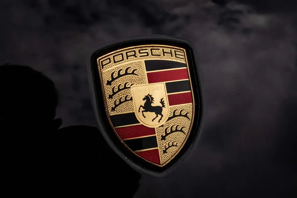 Used Porsche Macan 354 HP (260 kW) 2019 Black SUV