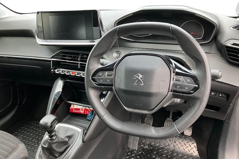 Used Peugeot 208 Active 102 HP (75 kW) 2020 Grey Hatchback