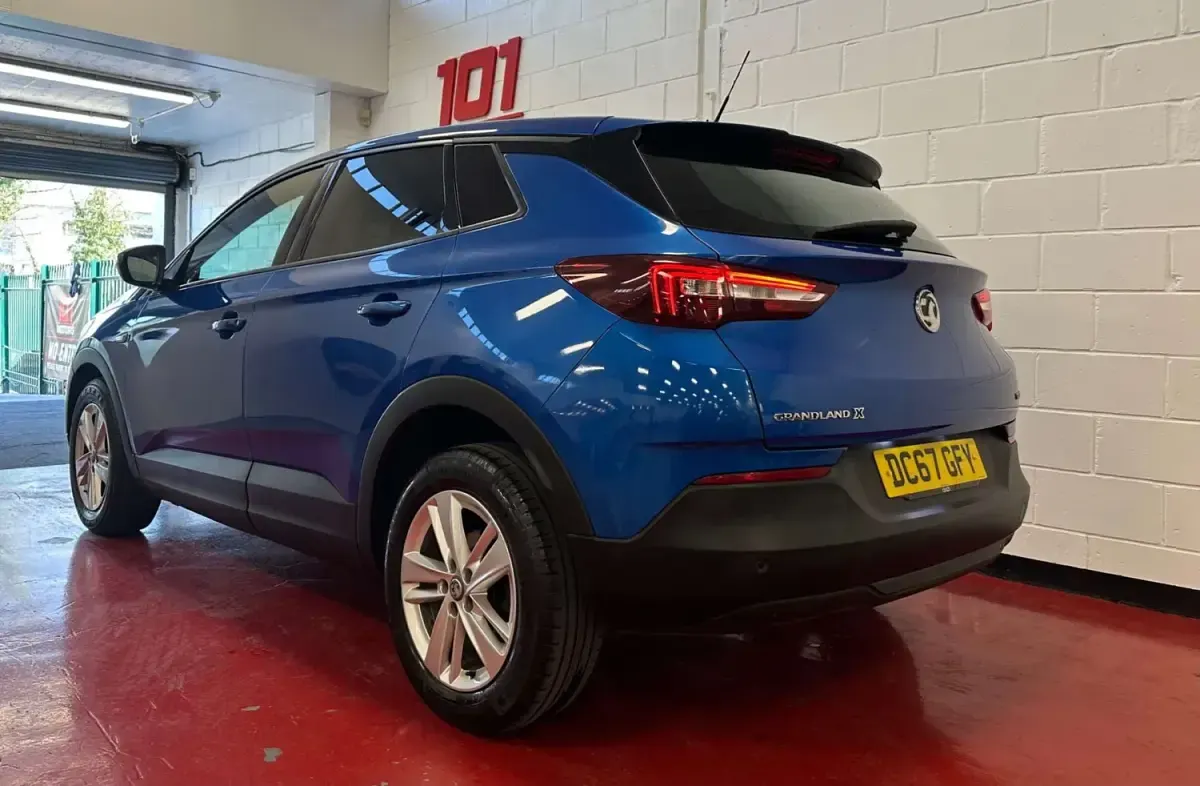 Second-hand Vauxhall Grandland X S 130 CP (95 kW) 2018 Albastru SUV