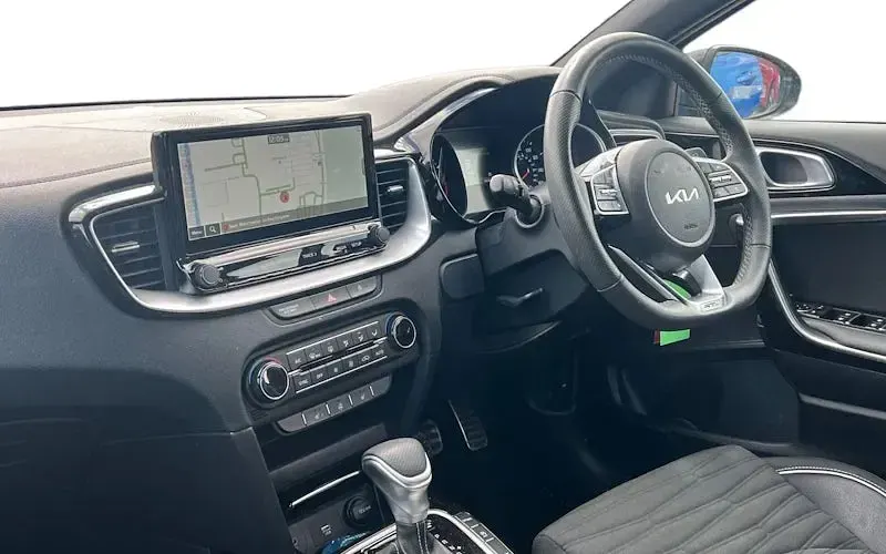 Used Kia XCeed GT-Line 140 HP (102 kW) 2024 Blue SUV