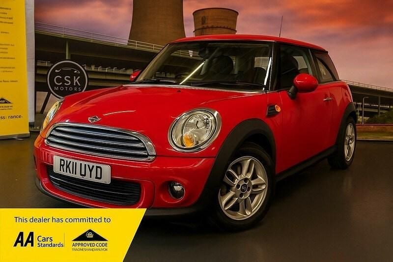 Used Mini Cooper D Hatch 110 HP (80 kW) 2011 Red Hatchback