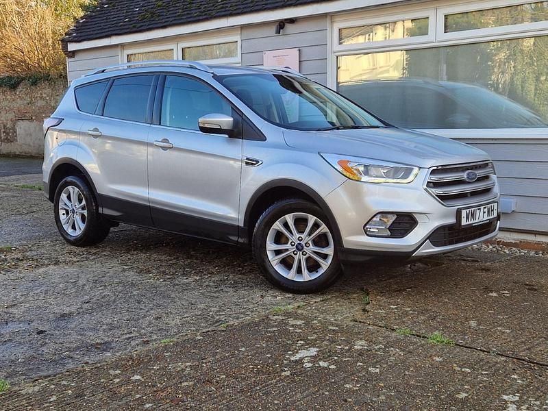 Used Ford Kuga Titanium 150 HP (110 kW) 2017 Silver SUV