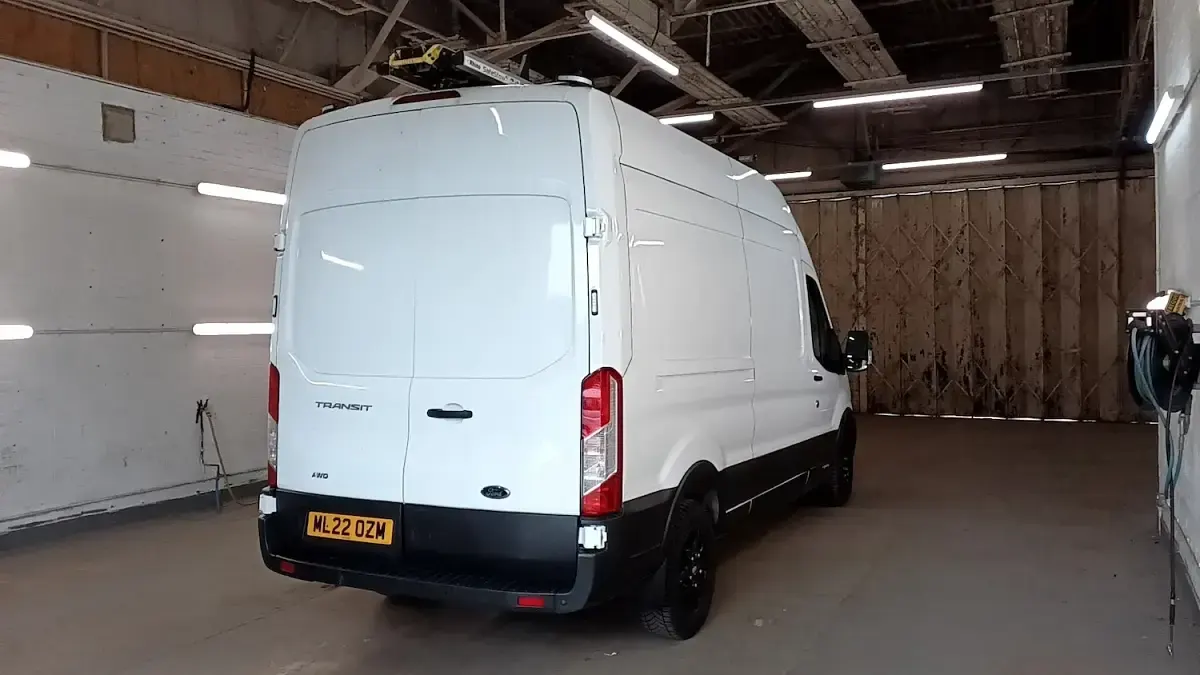 Used Ford Transit 130 HP (95 kW) 2022 White Van