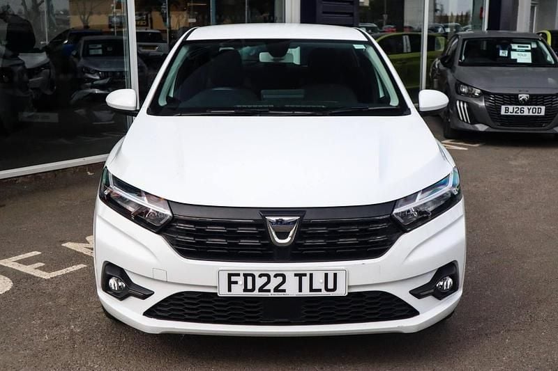 Used Dacia Sandero Comfort 90 HP (66 kW) 2022 White Hatchback