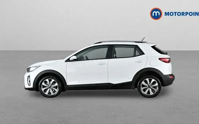Second-hand Kia Stonic 101 CP (74 kW) 2024 SUV