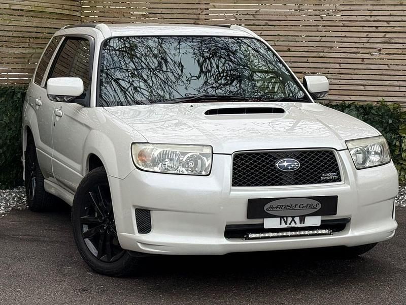 Used Subaru Forester 123 HP (90 kW) 2021 White SUV