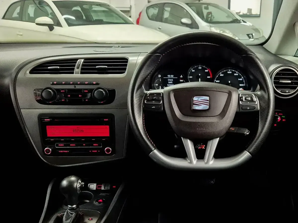 Used Seat Leon FR 2011 Grey Hatchback