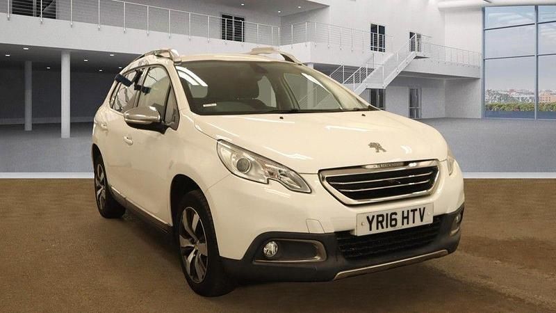 White Used 2016 Peugeot 2008 Allure SUV | £5,990 (Good price) - Image 1/4