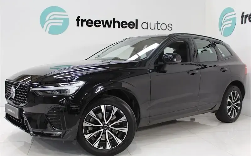 Used Volvo XC60 Plus 250 HP (183 kW) 2023 SUV