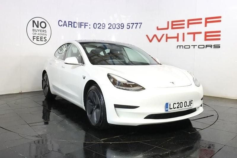 Used Tesla Model 3 Standard Range Plus 239 kW (325 HP) 2020 White Sedan
