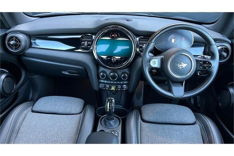 Używany Mini Cooper S Level 2 135 kW (184 KM) 2022 Czarny Hatchback
