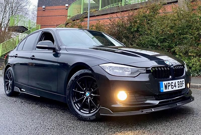 Black Used 2014 BMW 320 Efficient Dynamics Sedan | £4,645 (Fair price) - Image 1/4