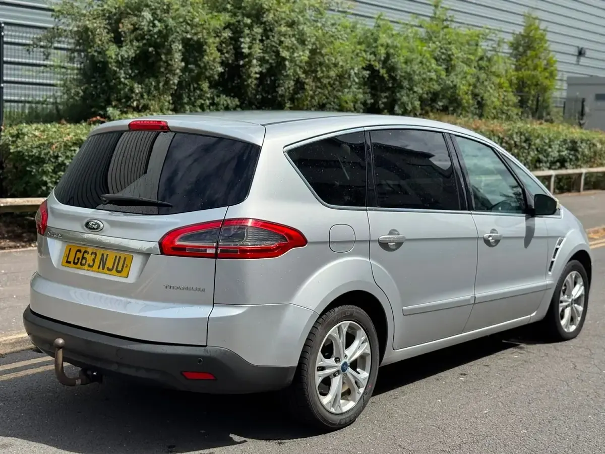 Used Ford S-MAX Titanium 2013 Silver MPV