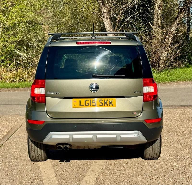 Used Skoda Yeti Elegance 170 HP (125 kW) 2015 Green SUV