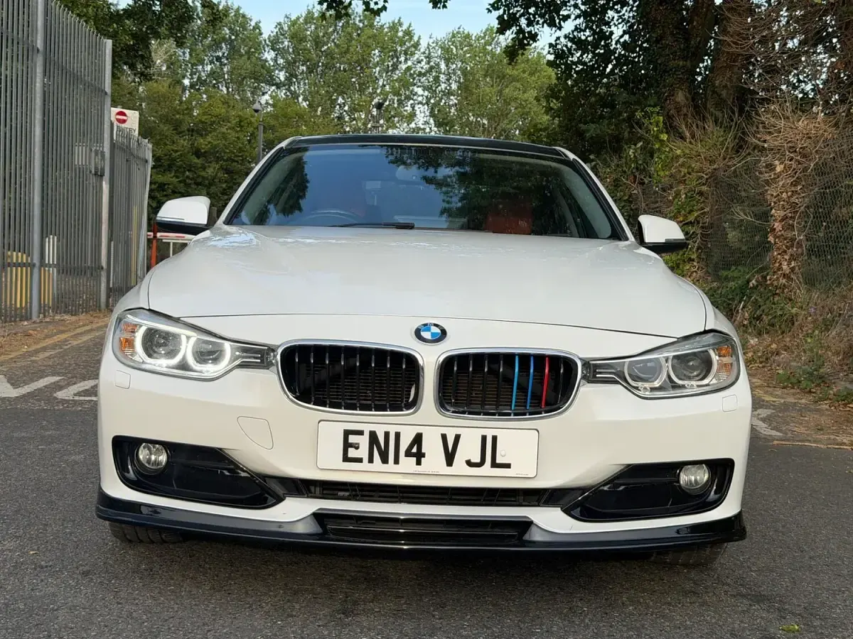 Used BMW 316 Sport Line 136 HP (100 kW) 2014 White Sedan