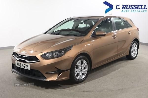 Bronze Used 2022 Kia Ceed 2 Hatchback | £12,495 (Fair price) - Image 1/4