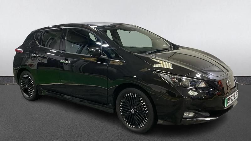 Used Nissan Leaf N-Connecta 110 kW (150 HP) 2022 Black Hatchback