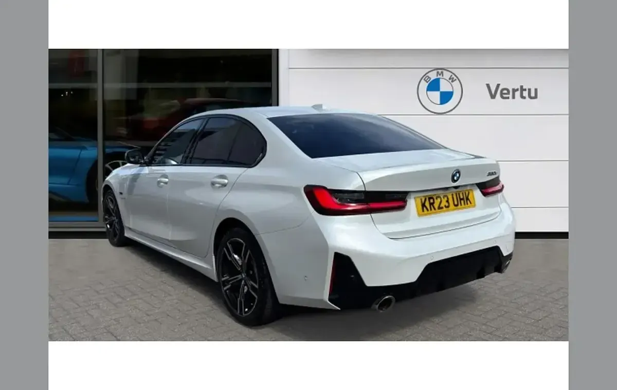 Used BMW 330 M Sport 288 HP (211 kW) 2023 White Sedan