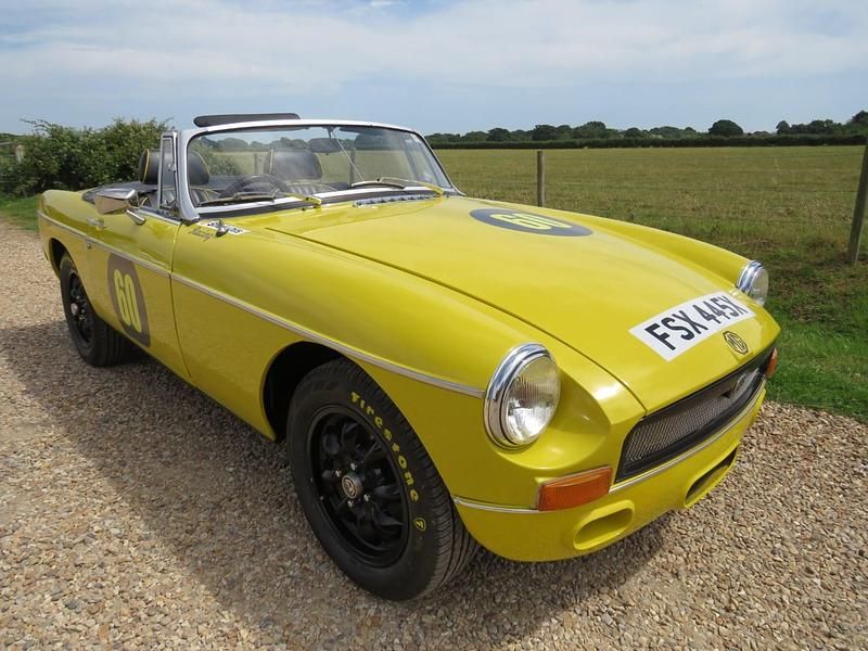Yellow Used 1981 MG B Cabriolet | £8,950 - Image 1/4