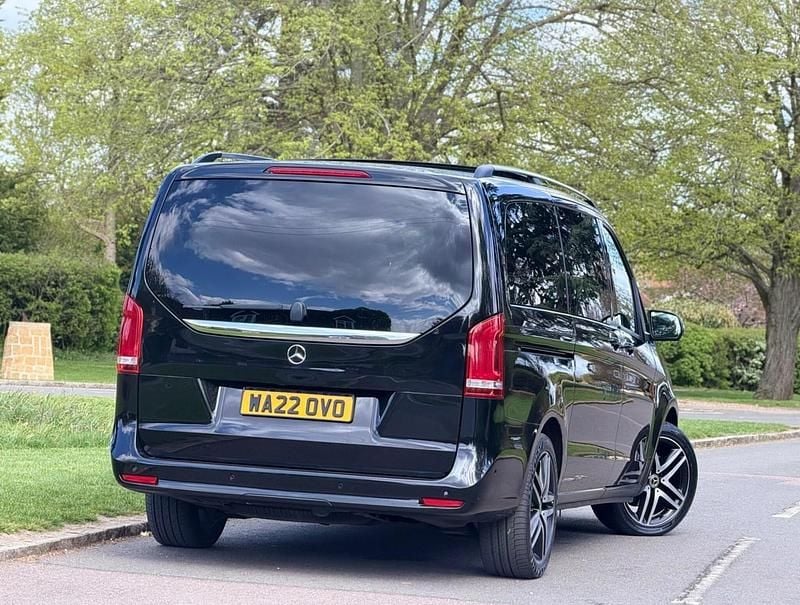 Used Mercedes V220 163 HP (119 kW) 2022 Black MPV