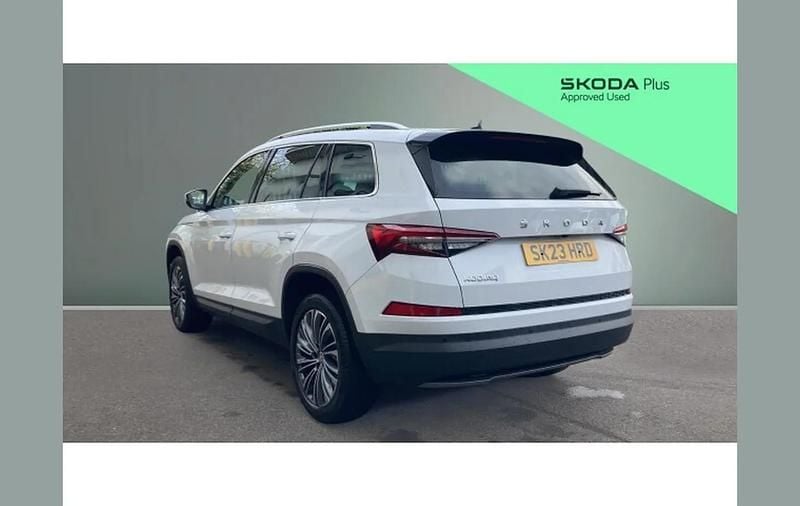 Used Skoda Kodiaq SE L Executive 150 HP (110 kW) 2023 White SUV