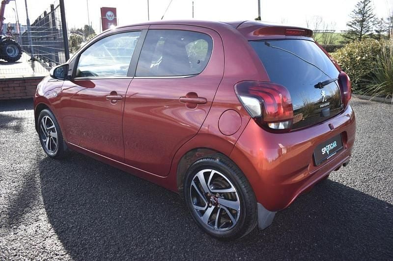 Used Peugeot 108 Collection 71 HP (52 kW) 2020 Red Hatchback
